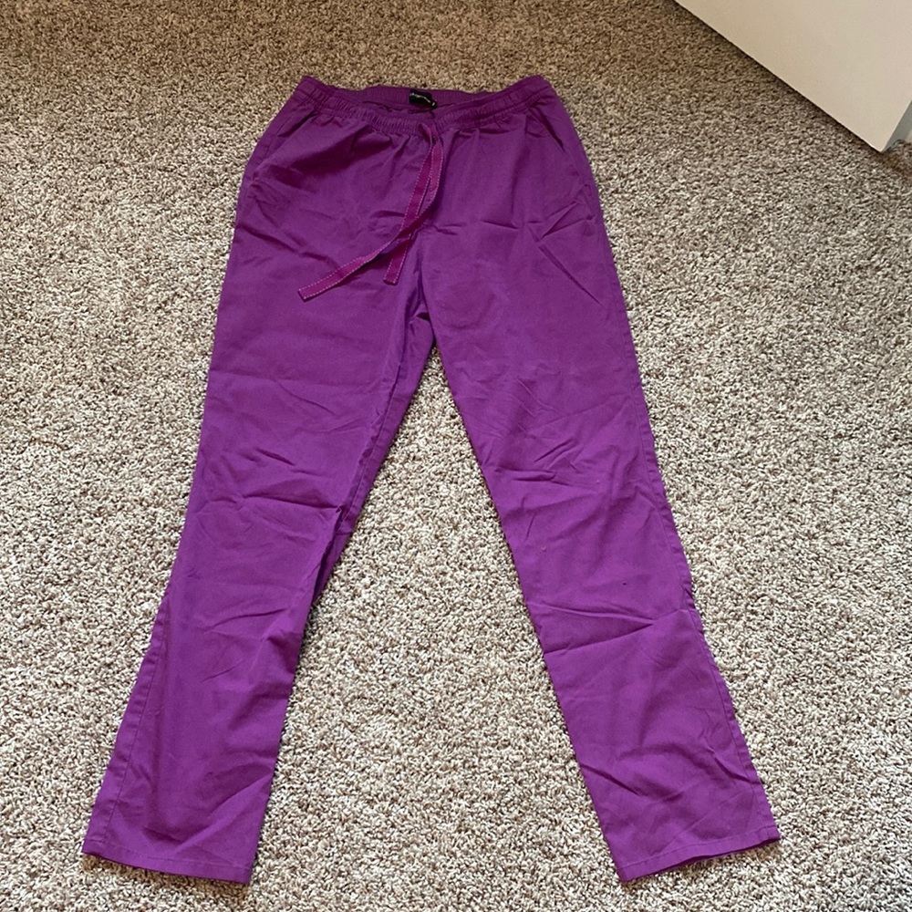 Jaanuu size medium purple scrub bottoms